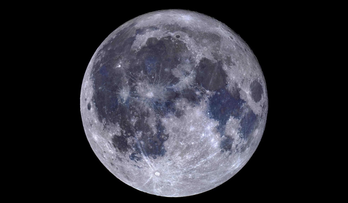 Qatar Will Have A Rare "Blue Supermoon" on August 30, 2023
